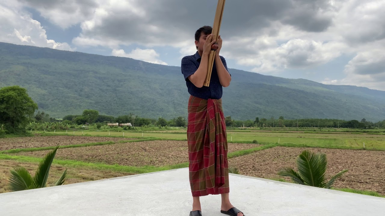 ลายสุดสะแนนออกหย่าว กับบรรยากาศหลังเขา