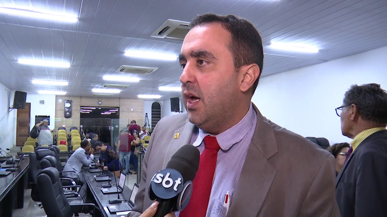 Vereador Lula Tôrres é reconduzido à presidência da Câmara de Caruaru