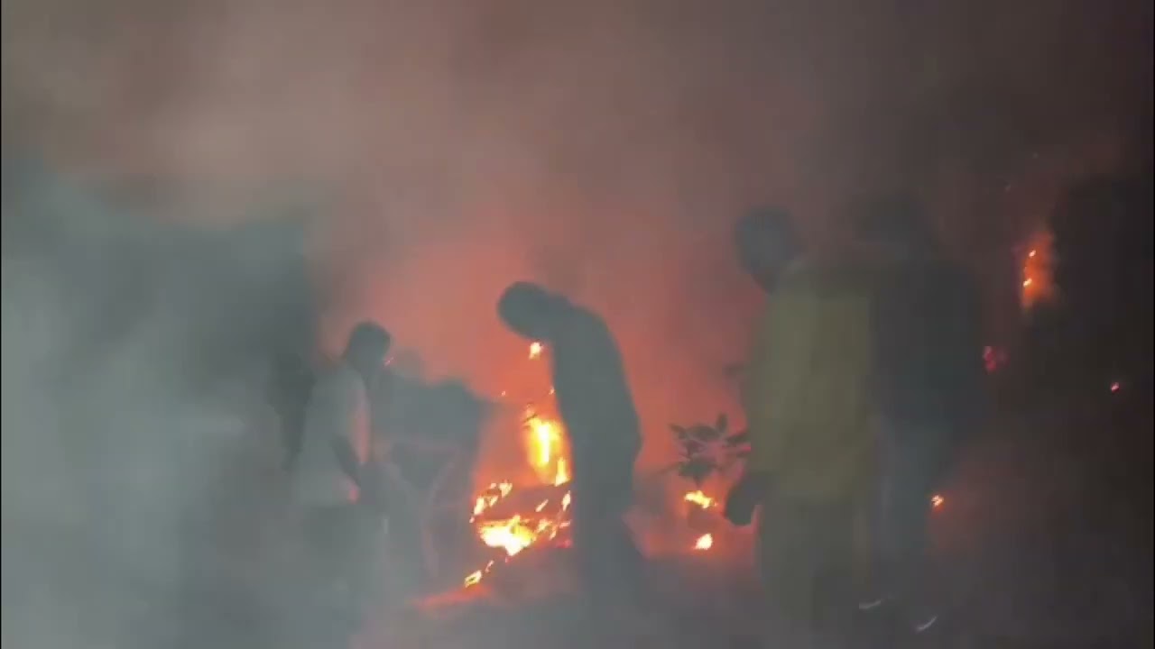 Rajouri, J&K : Forest Department staff battle blaze day and night as fires ravage Forests.