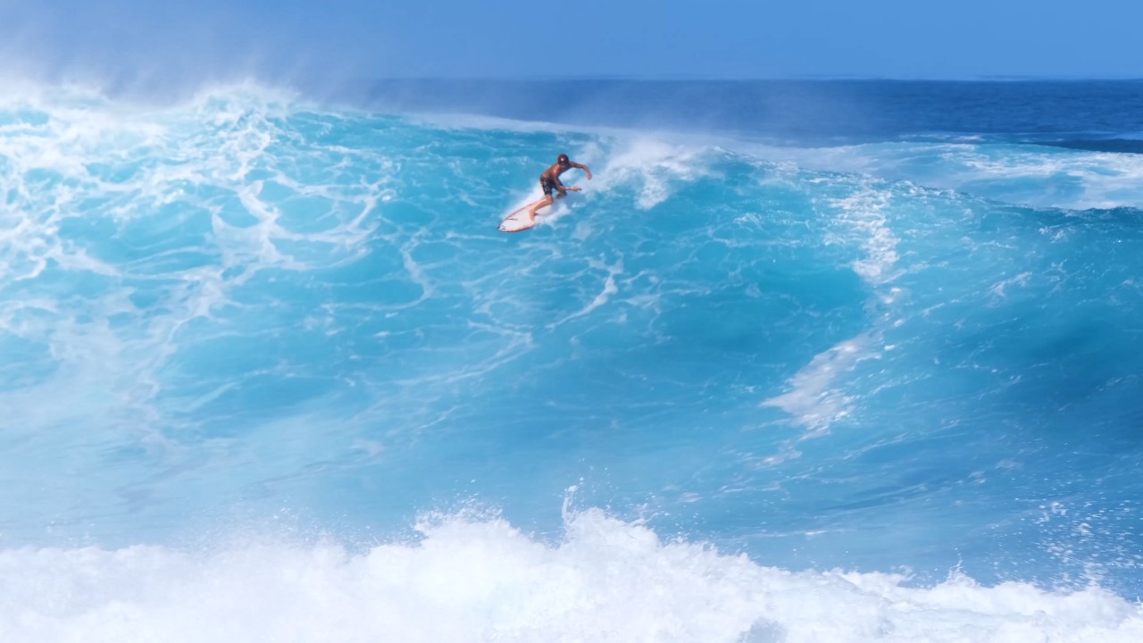 Best Surf of the Year | Pipeline, Waimea, Bowls (4K Huge Waves)