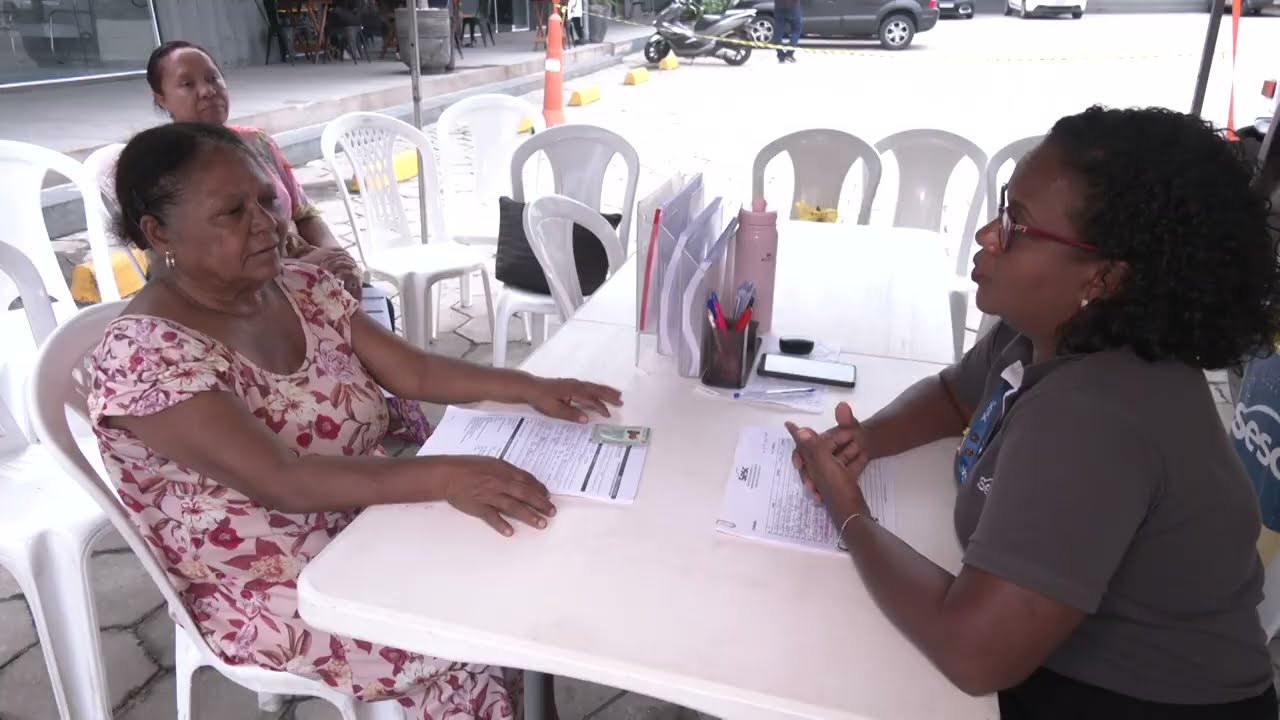 Unidade móvel do Sesc Saúde Mulher está oferecendo preventivo e mamografia para mulheres na capital