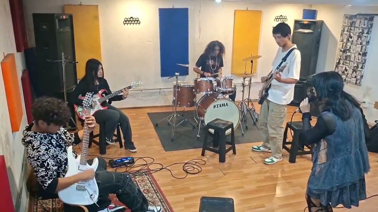 Ensayo Semiluna - Santiago Es Un Lugar En España