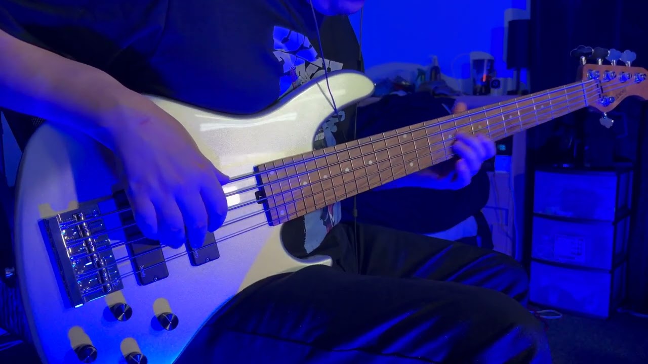 Maná - En El Muelle De San Blas Bass Cover