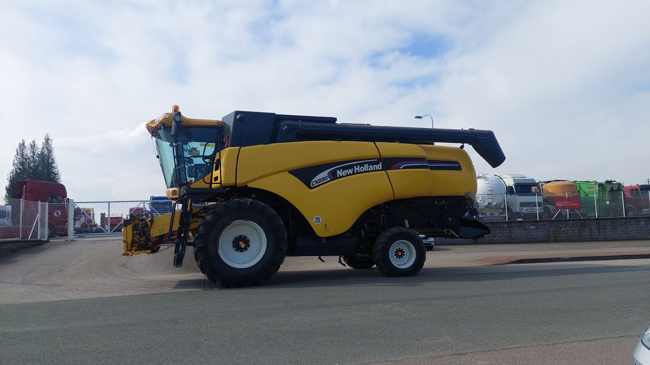 New Holland CX880