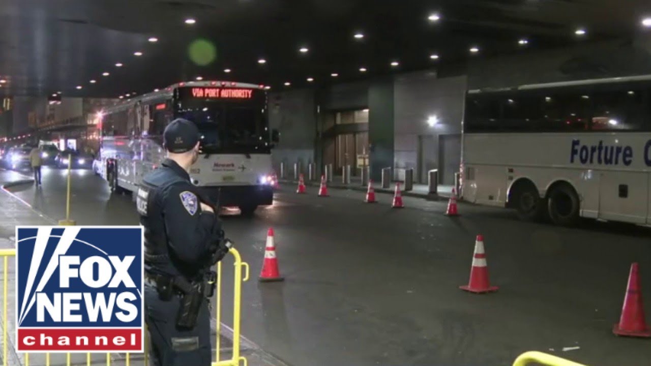 Texas Democrat credits Abbott busing migrants: 'Good way to get the attention'