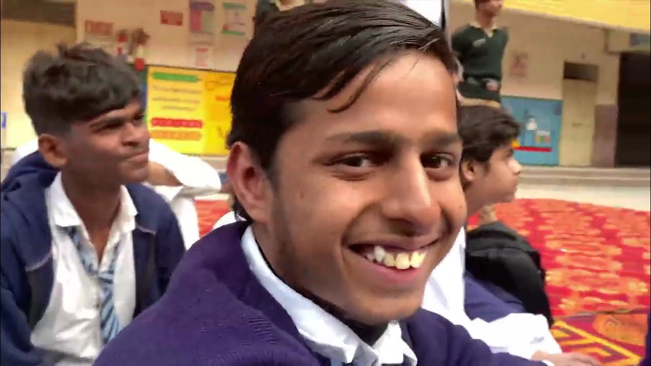 My 33 vlog ￼ Aaj Tha Mere school ma function ❤️❤️