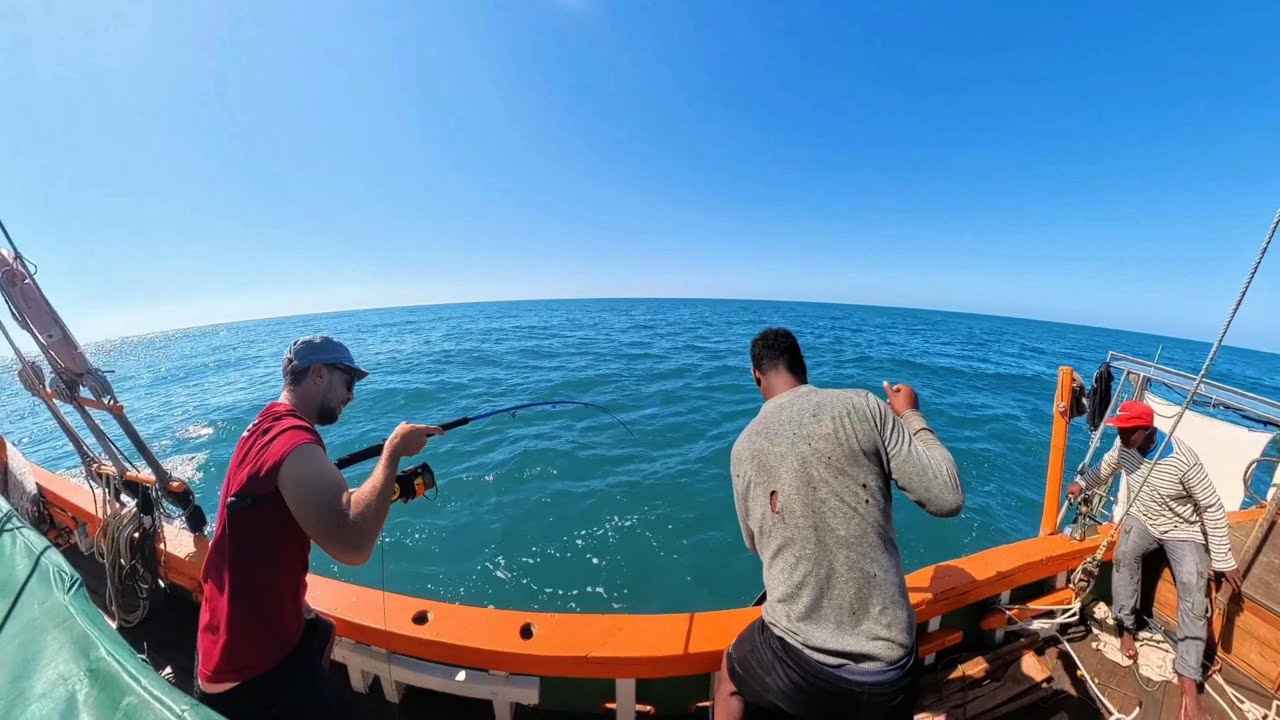 CFLP Épisode 5 : Vézos Madagascar, expédition de pêche en goélette. Voyage à la rencontre des Vézos