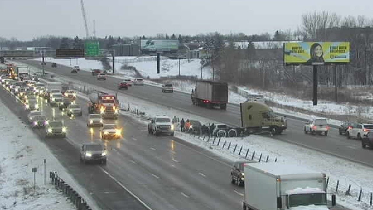 Jackknifed semi on I-94 in Rogers