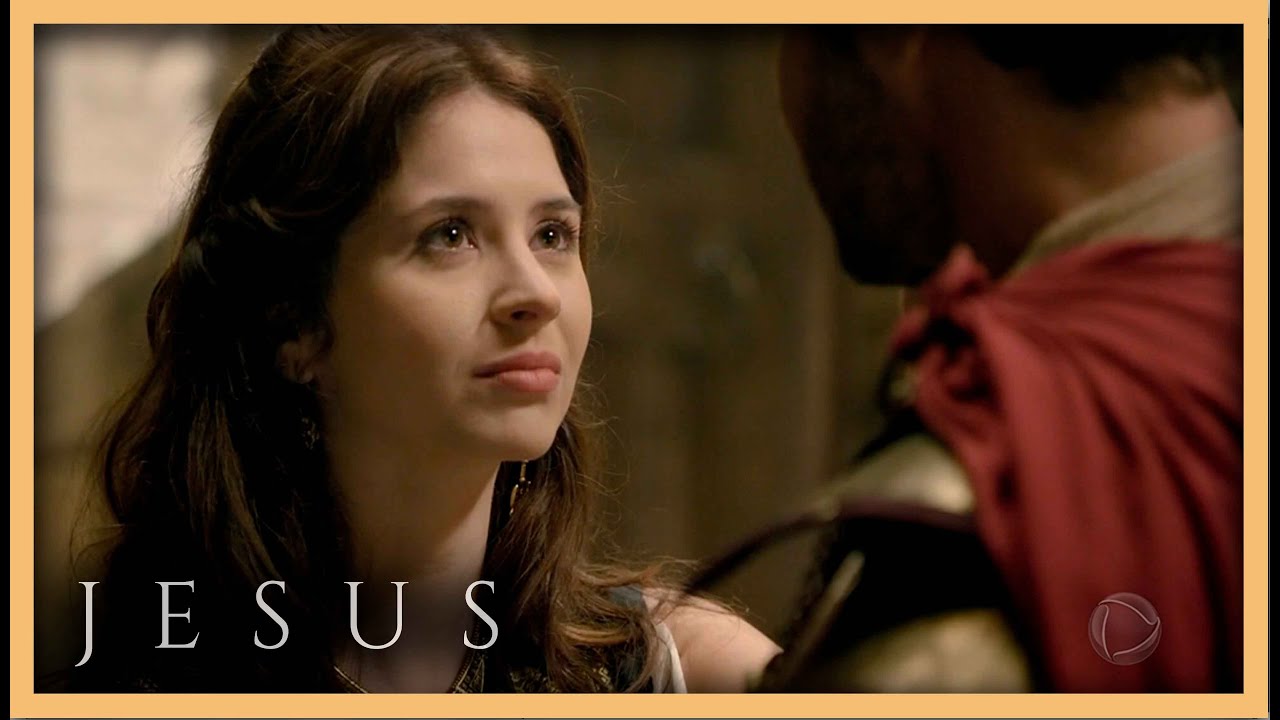 Noemi declara seu amor a Petronius | NOVELA JESUS