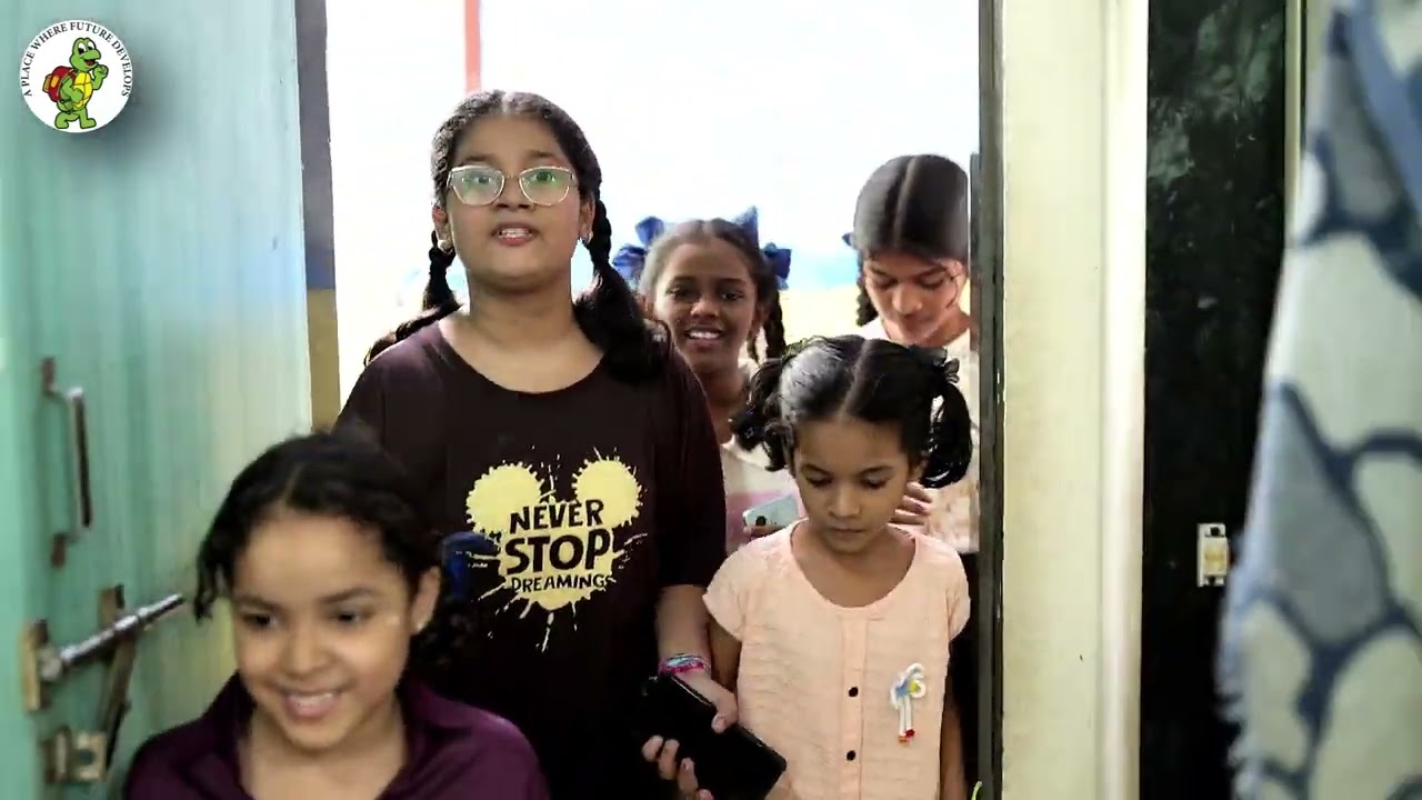 Drama - A friend in need is a friend indeed #smartlearners #roleplay #drama