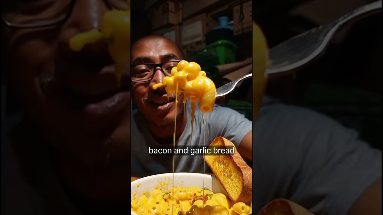 Mac and Cheese – Macaroni pasta cooked in a thick cheese sauce