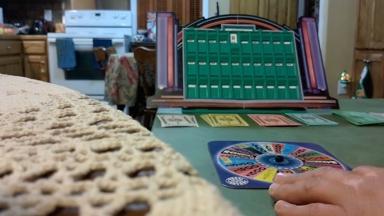 7th Edition Wheel of Fortune board game from 2025 showdown.