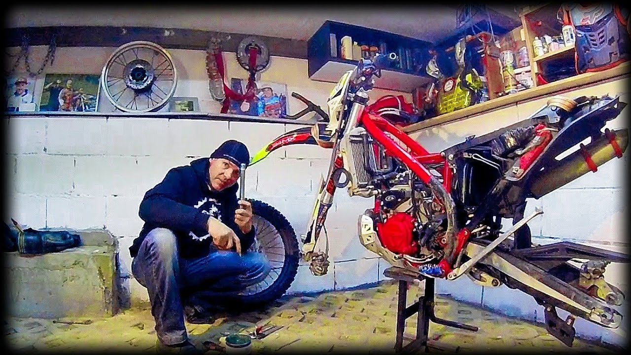 Konserwacja motocykla enduro / cross | Beta 300 Xtrainer / RR
