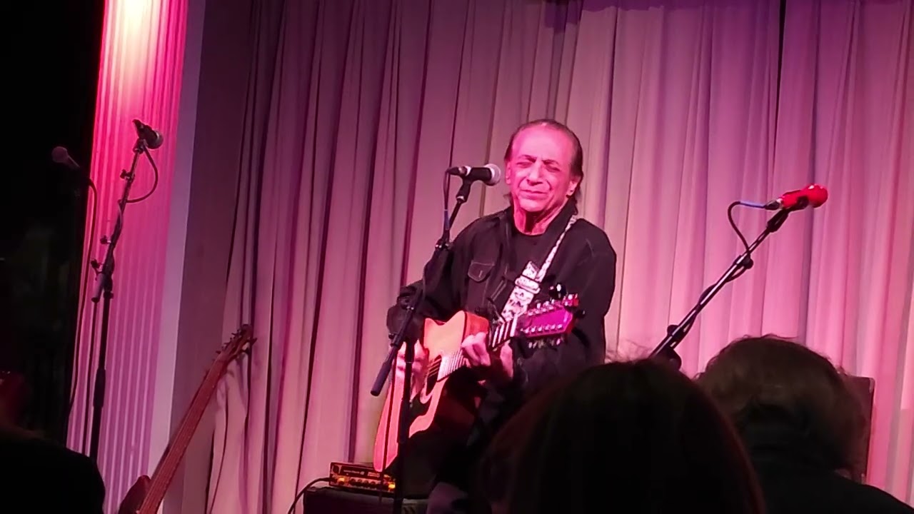 Joe Cerisano performing Carolina At the New Hope Inn November 2025