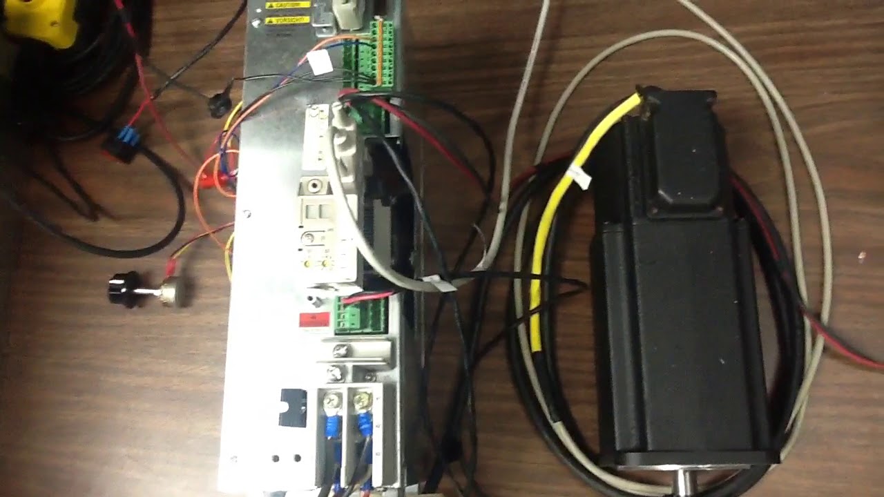 403295 - Indramat Servo Amplifier ECOdrive3 - DKC02.3-100-7-FW - 283414-10257