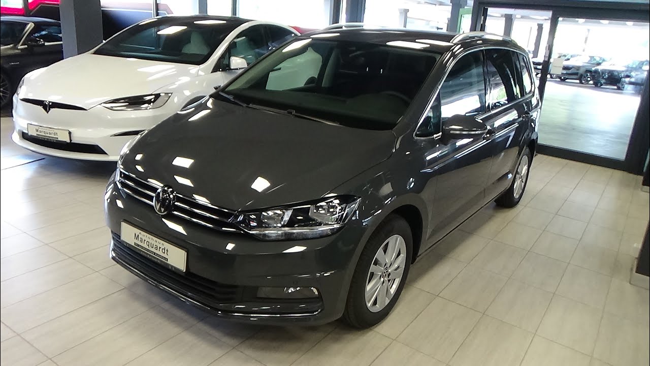 2023 Volkswagen Touran 1.5 TSI Highline - Exterior and Interior - Autohaus Marquardt Stuttgart 2023