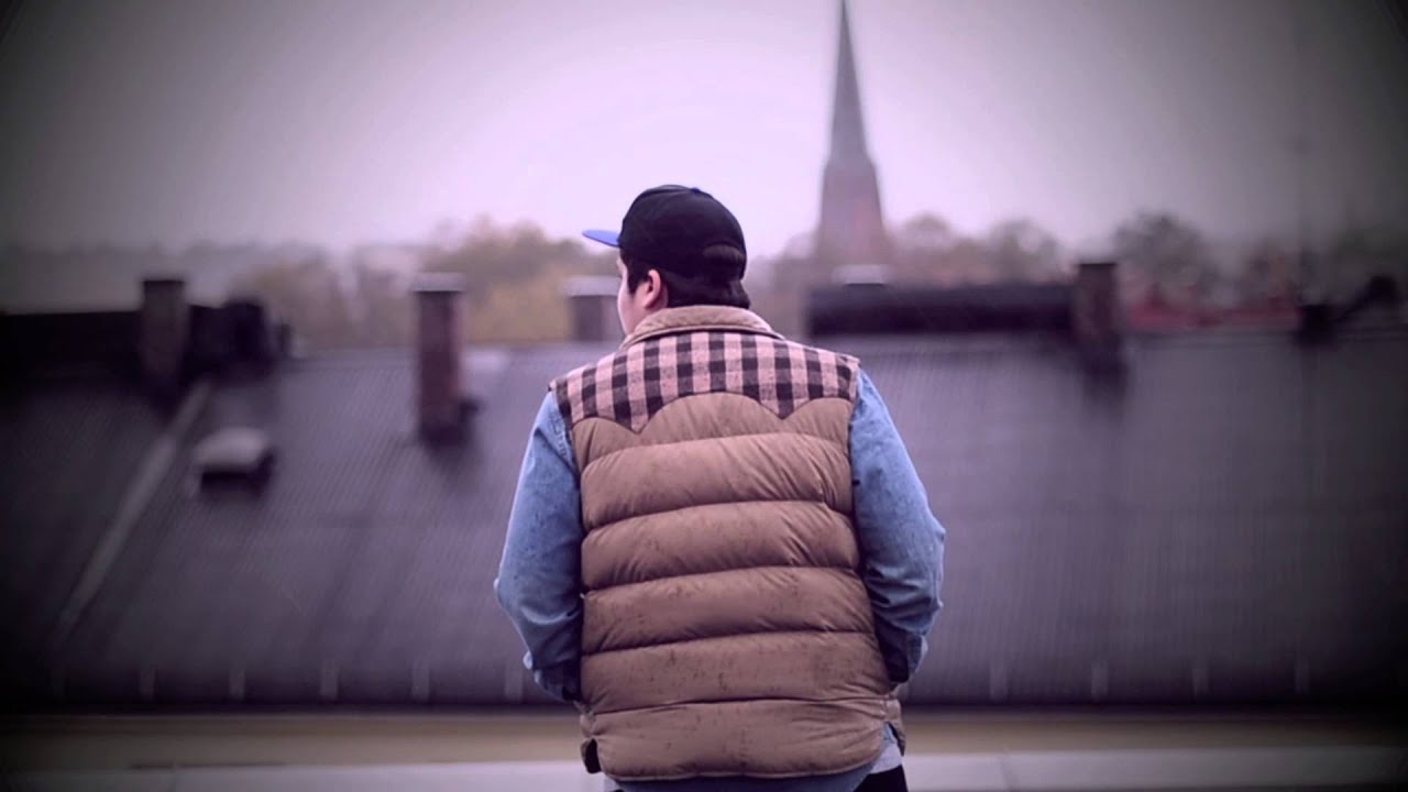 http://www.akam1k3.com presents: Jonas Benyoub - Av og Til (official music video)