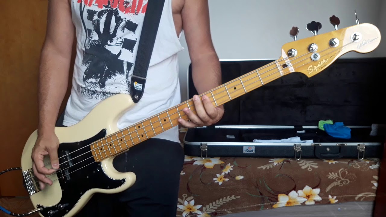 RAMONES 04-I Don't Want You - Ramones Bass Cover