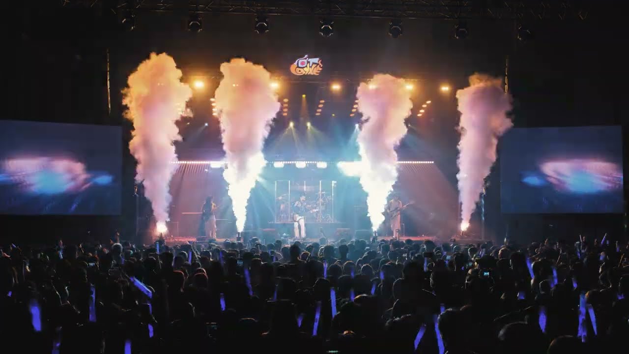 [VLOG] Full-set diễn của GIẤY GẤP và THE SANS tại Ớt Cay Xè 4