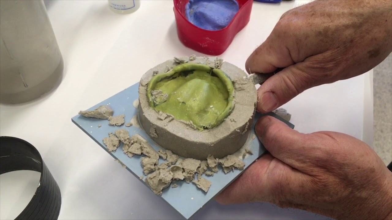 Boxing Complete Denture impression with pumice/plaster mix