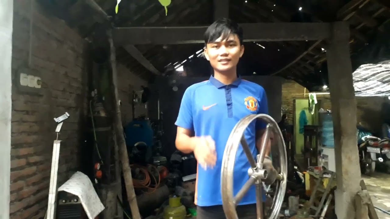 Proses pembuatan velg invader ring 21 dengan dua model polos dan ada piringan cakram