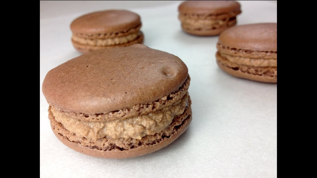 Nutella & Chocolate MACARONS