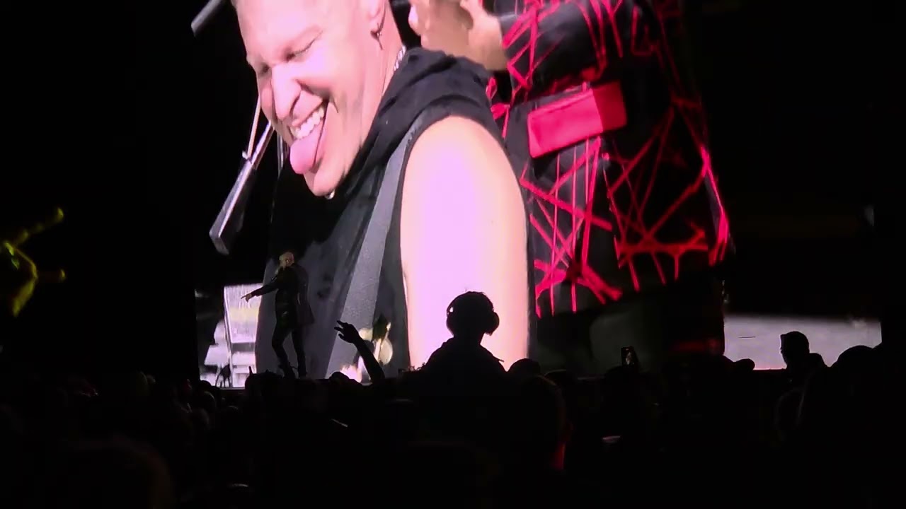 Three Days Grace - Time of Dying (Live)