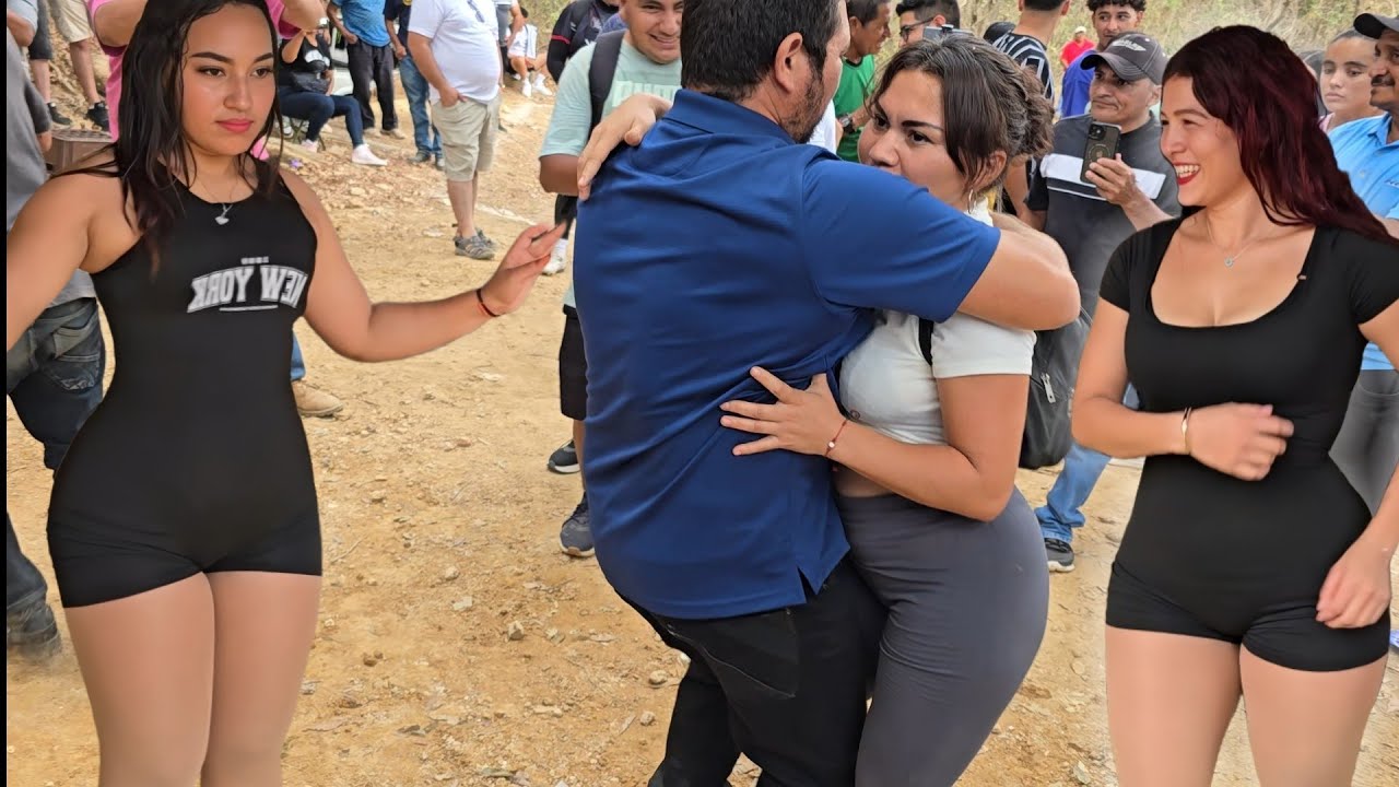Así Bailan en El Torneo En Canton Copetillo Caserío Las Jaguas 2026. Rey y su Chanchona en Vivo