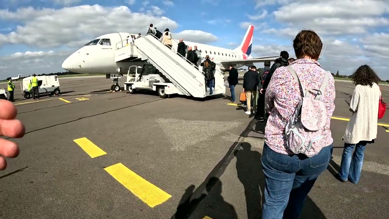 AIR FRANCE HOP 🇫🇷 Rennes Saint Jacques RNS Lyon Saint Exupéry LYS 🇫🇷Embraer 170 [FULL FLIGHT REPORT]