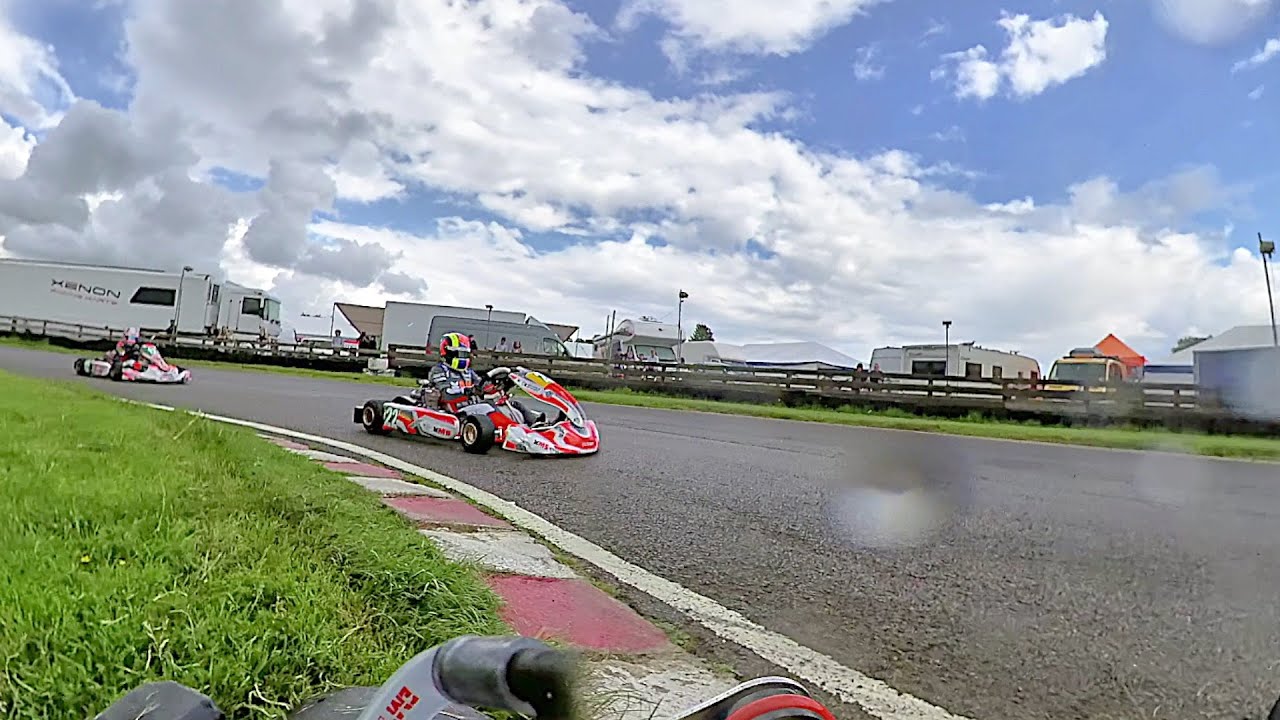 MAYHEM as Junior Drivers on Slicks turns into RACE OF THE YEAR! UKC Rd 1 2021, X30 Jnr Karting Final
