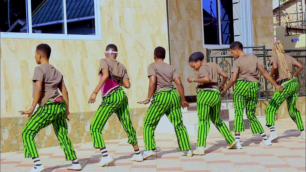 NYANDA KABUNDI FT CHOMBO MPEMBA  JESHI OFFICIAL VIDEO} Dir Kali boy} 0747040959
