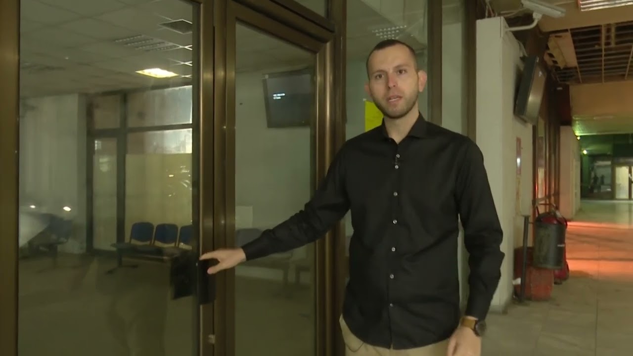 Железничката станица во Скопје наликува на сцена од хорор филм, возови нема и никој ништо не презема