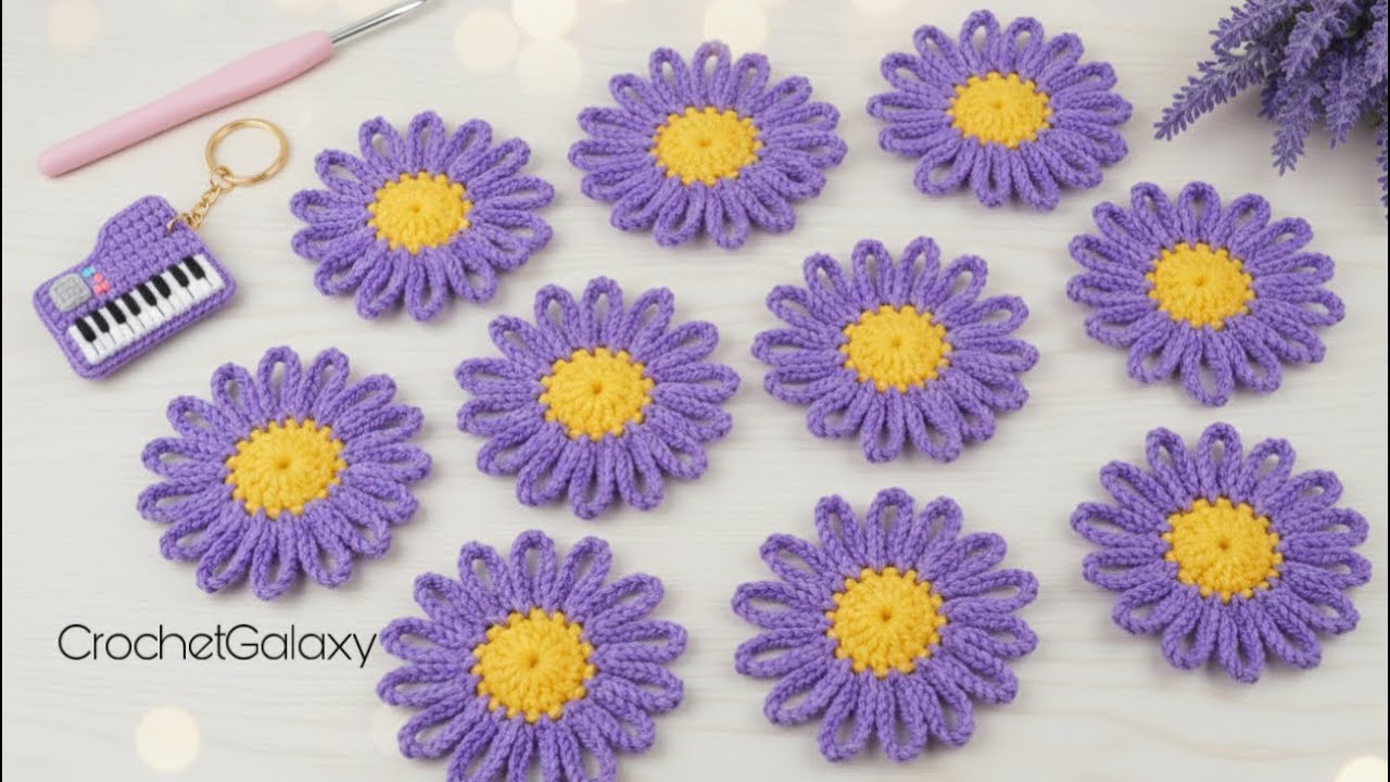 STOP scrolling 🌸 You can crochet this flower in just 2 minutes!
