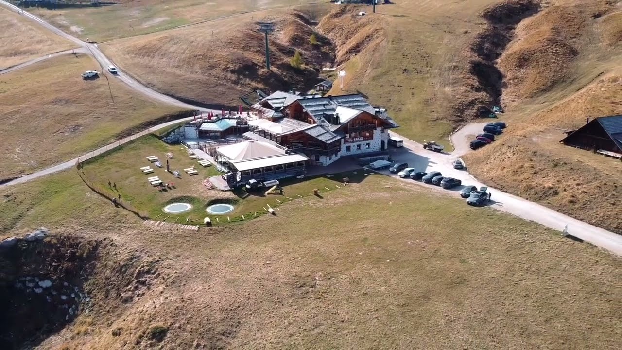 #9 - RIFUGIO SALEI - PASSO SELLA - DOLOMITI - SASSOLUNGO - 07-10-22 - DJI DRONE