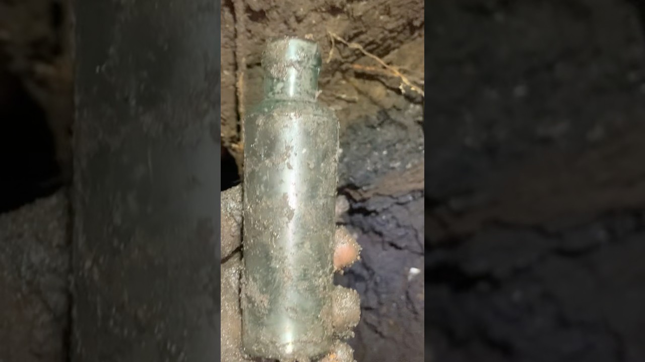 Masons extract botanic herb beer or wine found Mudlarking & bottle digging Scotland
