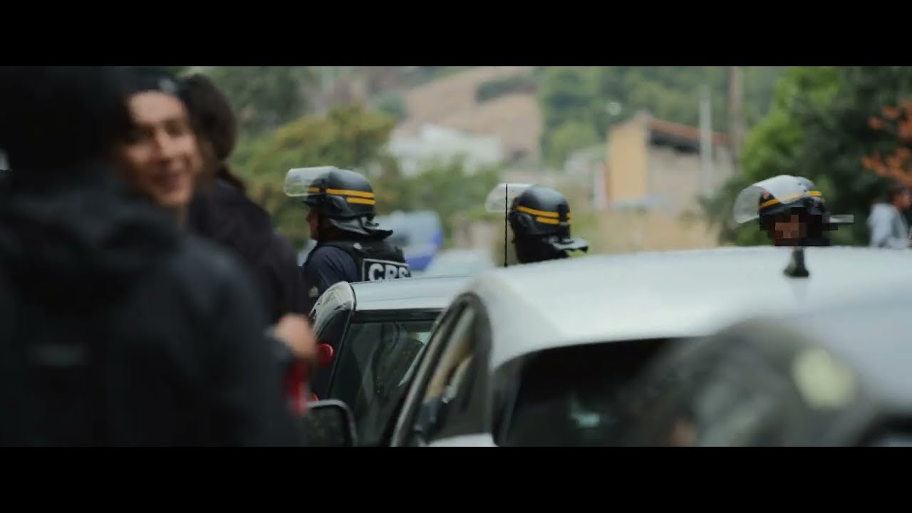 DXTER - EN EQUIPE (CLIP OFFICIEL)