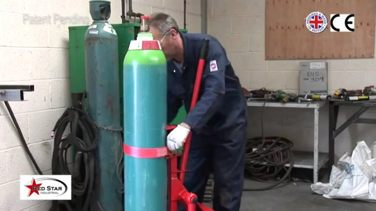 Argonlifter to lift heavy gas cylinders onto your welding machine
