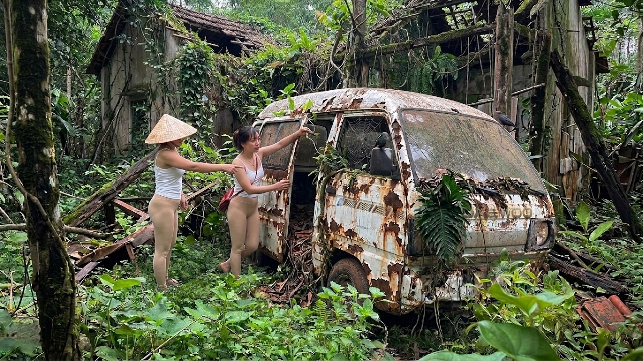 Timelapse:🚗✨ Genius Girl Restarts an Abandoned Car After 15 Years!