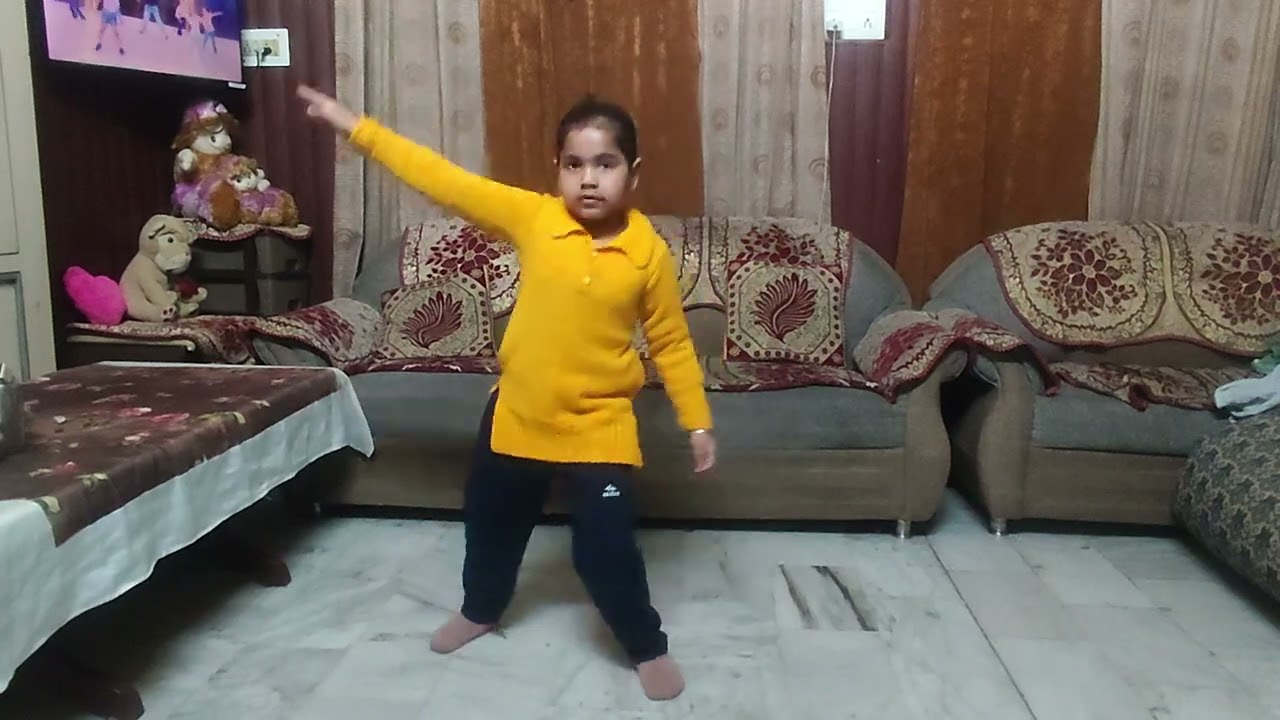 Teri baaton me asa uljhaa jia 🥰#dancevideo #ytshorts 
