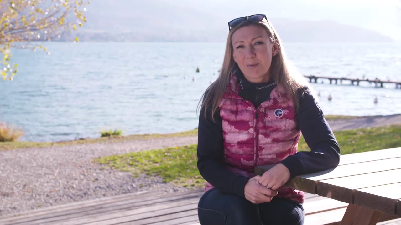Clémentine Lucine, membre de l'équipe de France de ski nautique