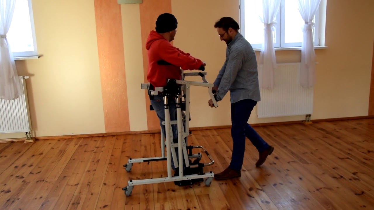 Pionizator rehabilitacyjny z funkcją chodu dla osób z tetraplegią - Tetraplegia rehabilitacja