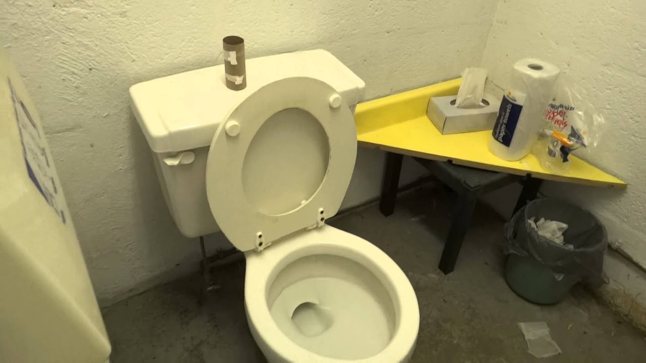 Bathroom tour: Vintage toilet in a factory