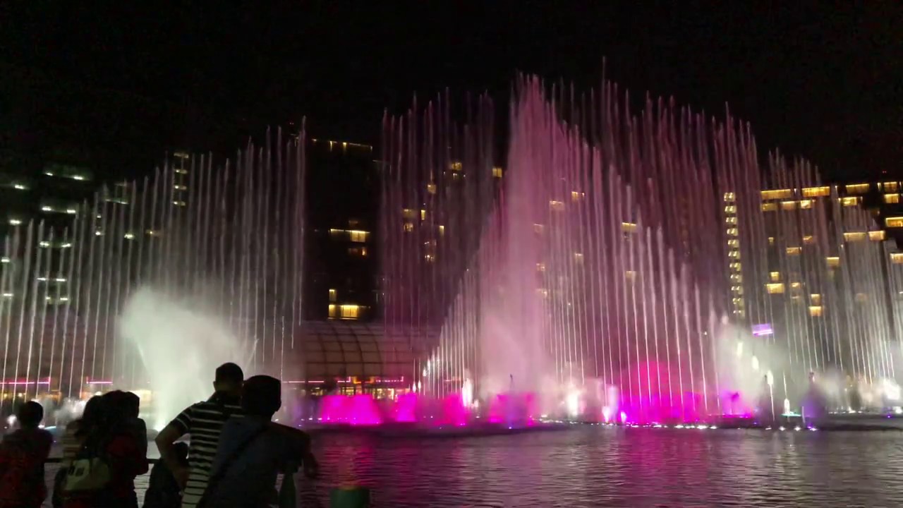 OKADA MANILA THE FOUNTAIN / Adele - Set Fire To The Rain