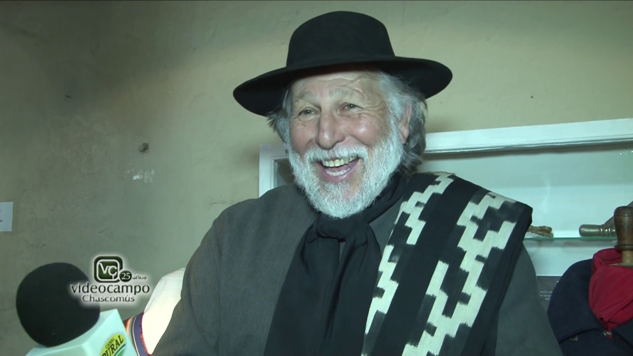 Historias sencillas de los ponchos y sus dueños