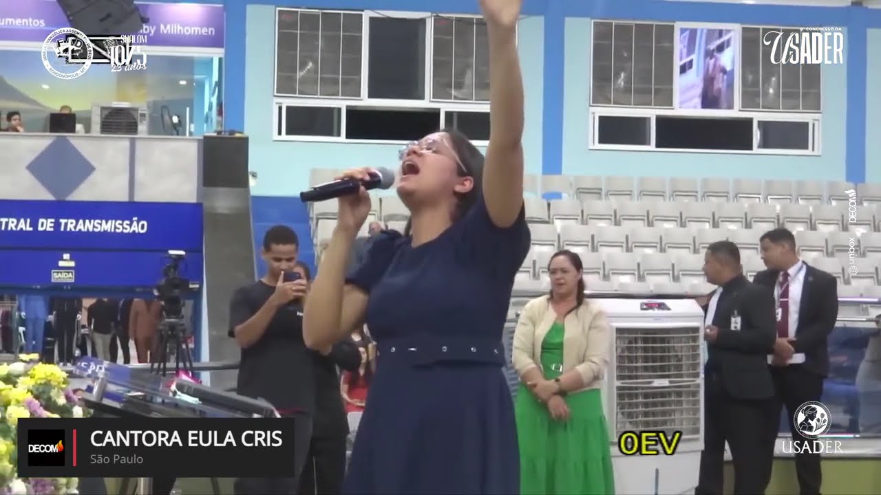 DEUS USOU TREMENDAMENTE A CANTORA EULA CRIS, PRIMEIRO DIA DO 8º CONGRESSO DA USADER, RONDONÓPOLIS/MT
