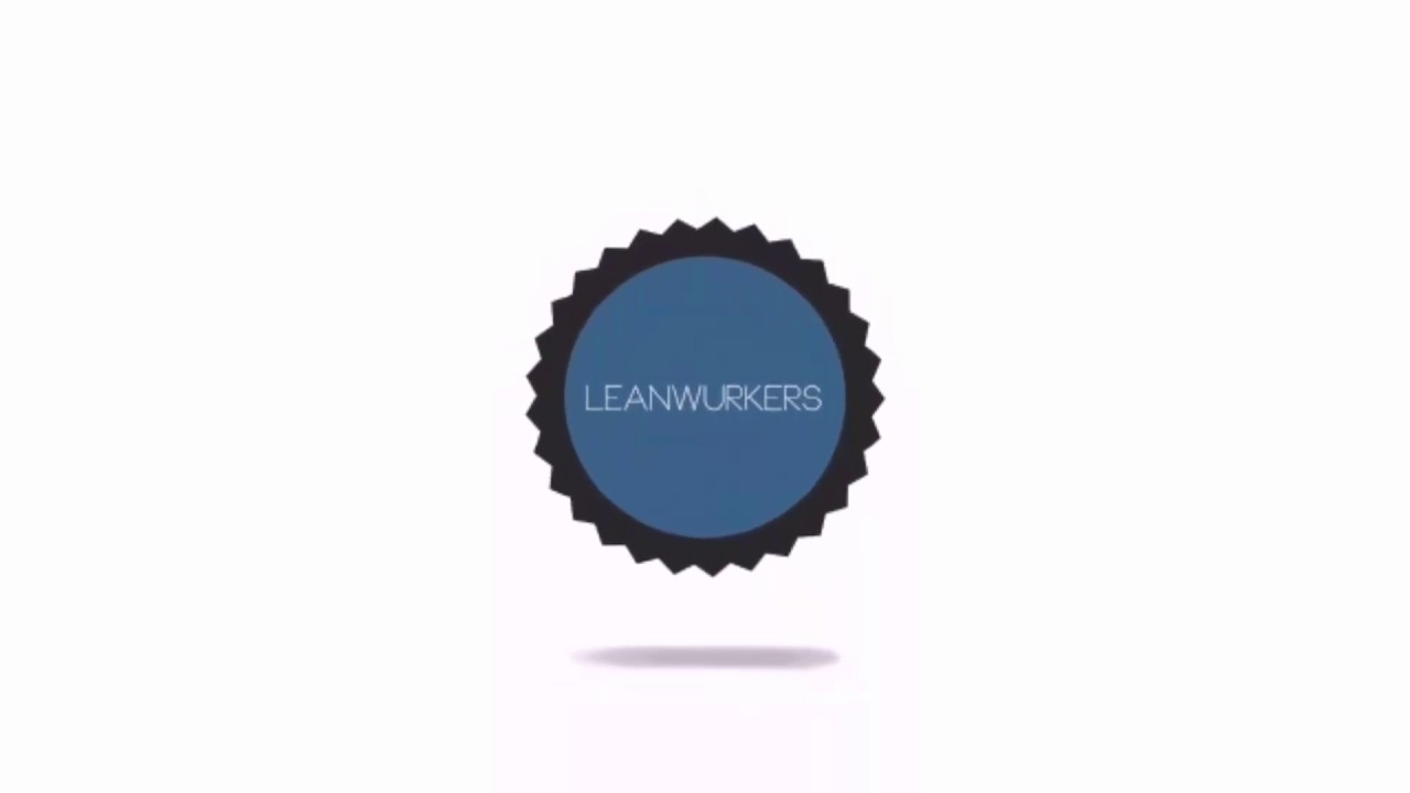 Leanwurk Bakker aan het vierkante balen opruimen.