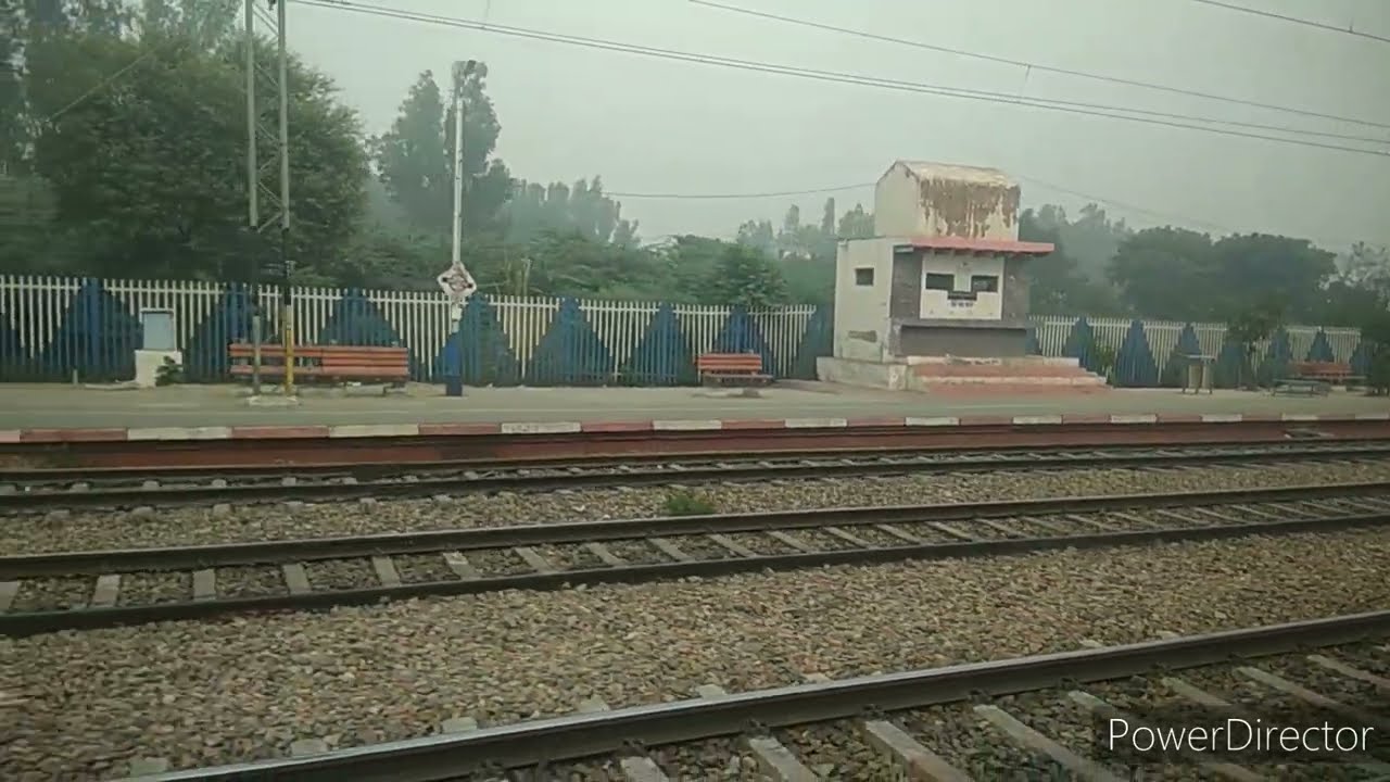 Sampla railway station platform view (SPZ)