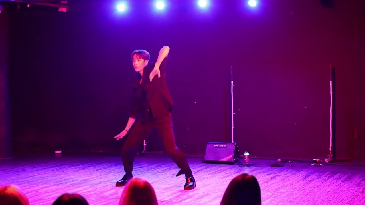[KPOP&JHKTV] Mocean Indoor Performance#Wait On Me#KAI 모션 실내공연 # 웨이트 온미