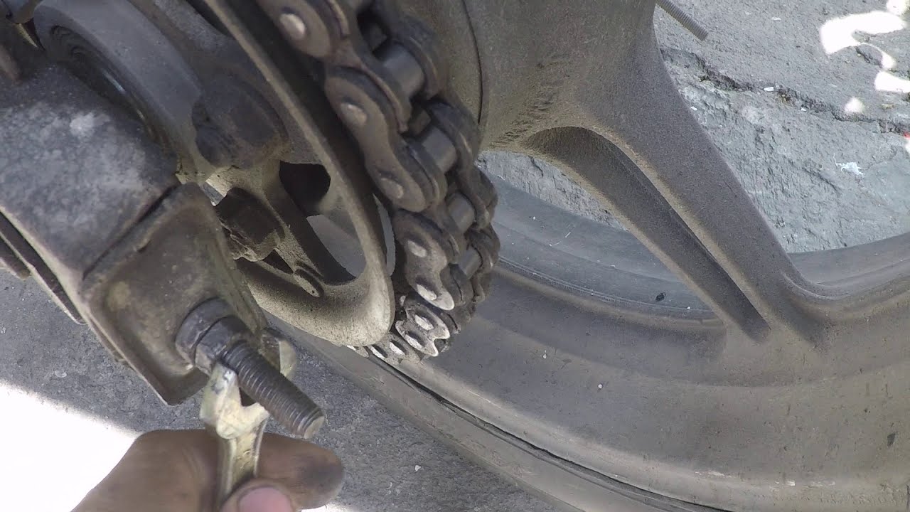 Como ajustar a relação da Cb 300? Fazendo barulho!