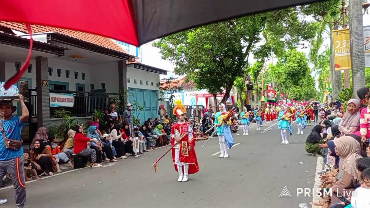 parada drumb band peringatan Hari jadi Tuban ke 732